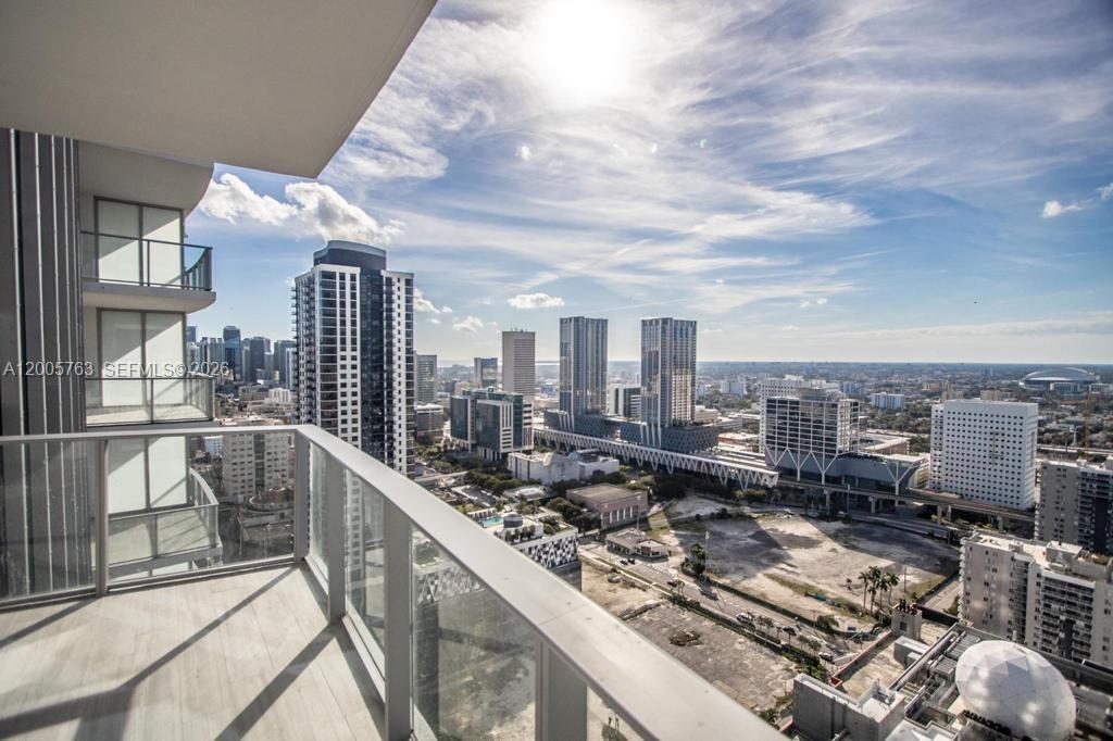 851 NE 1st Ave #3106, Miami FL 33132