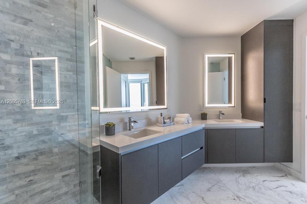 851 NE 1st Ave #3106, Miami FL 33132