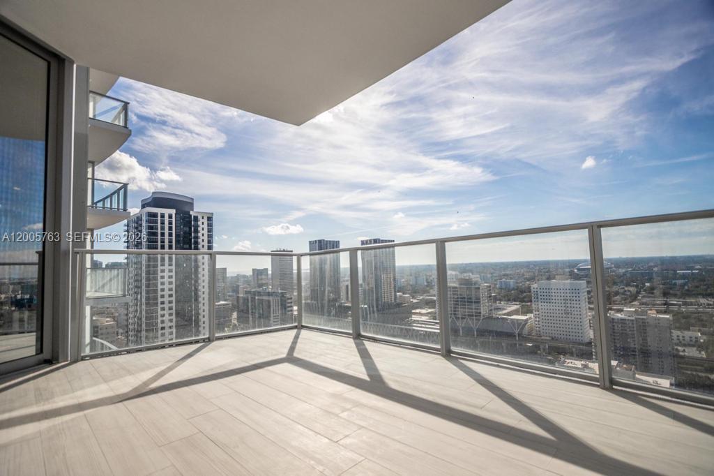 851 NE 1st Ave #3106, Miami FL 33132