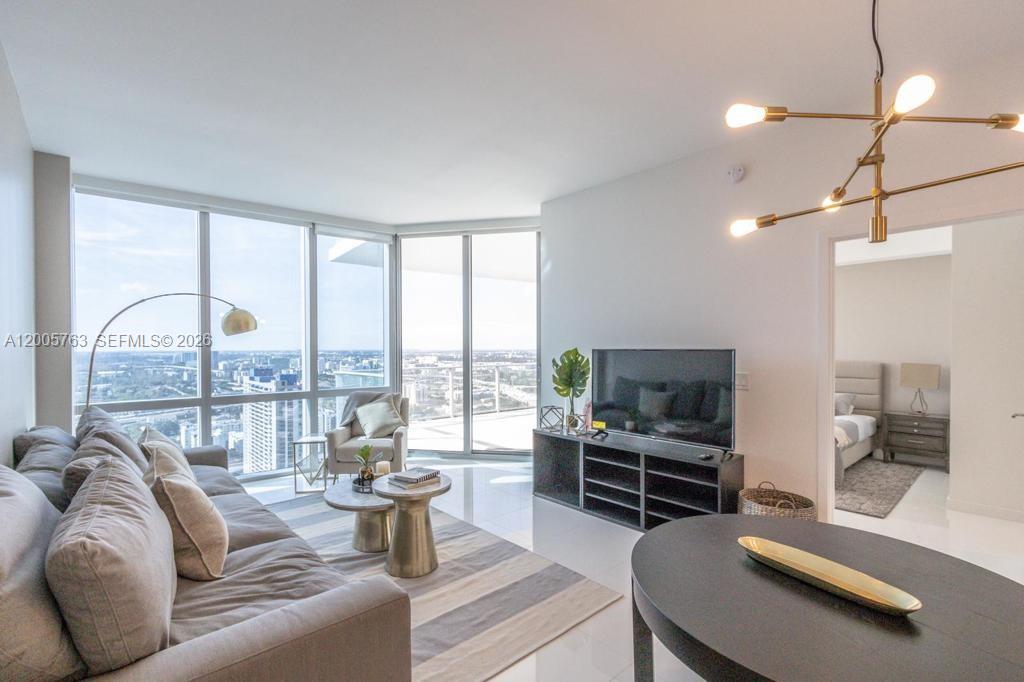 851 NE 1st Ave #3106, Miami FL 33132