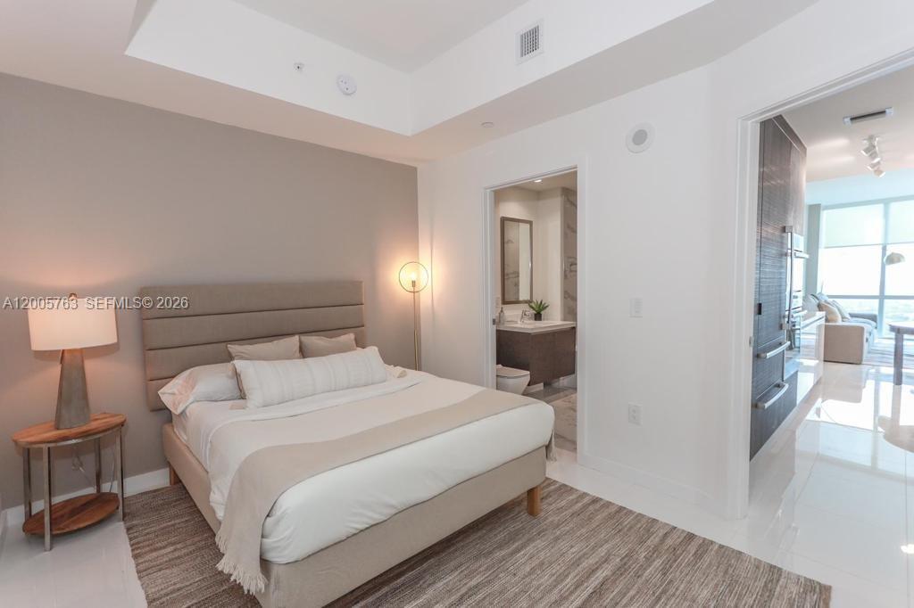 851 NE 1st Ave #3106, Miami FL 33132