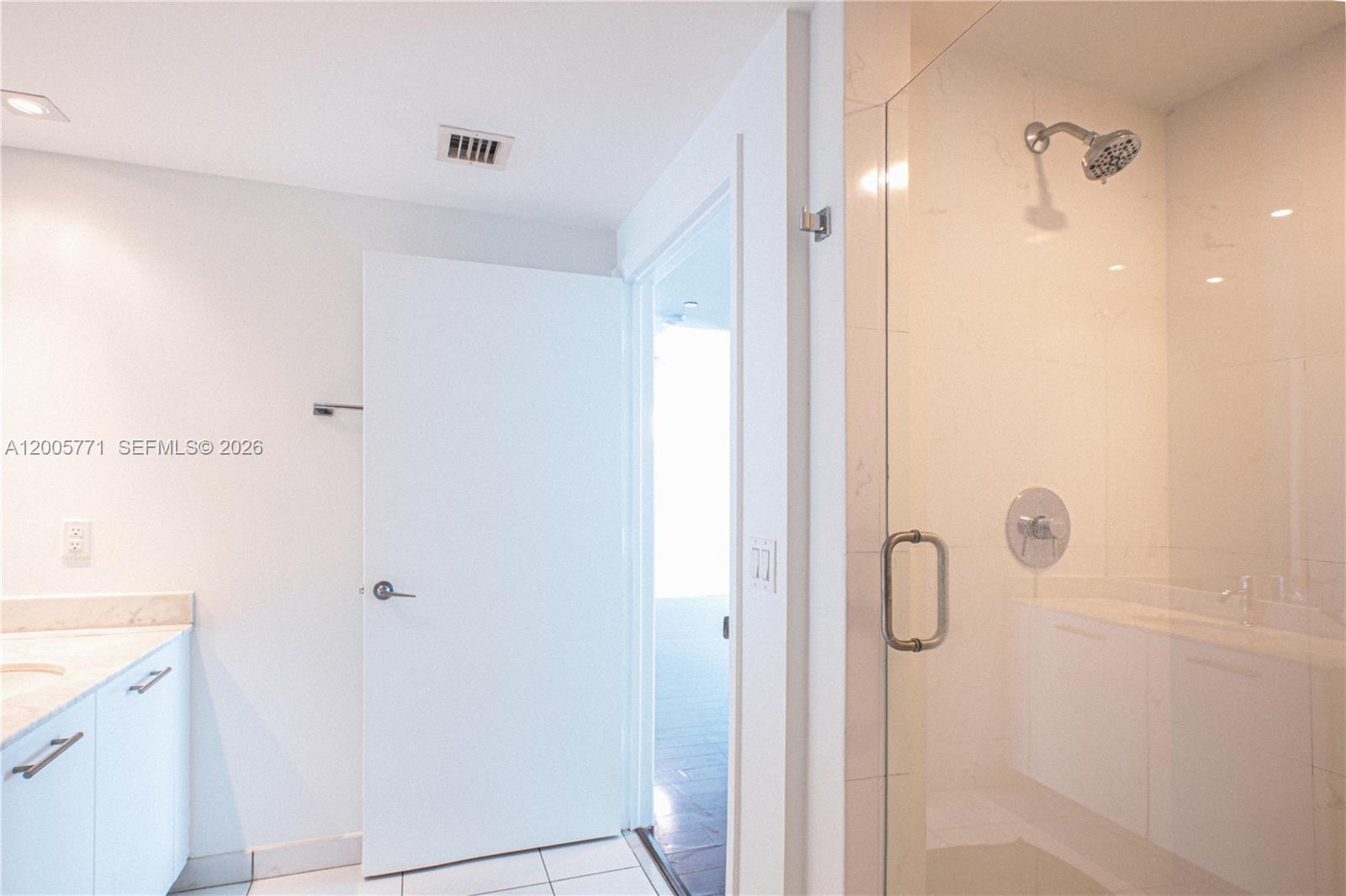 500 Brickell Ave #3604, Miami FL 33131