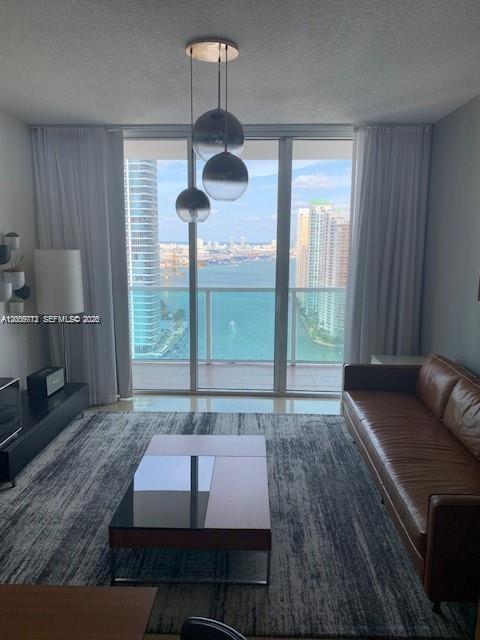 31 SE 5th St #3512, Miami FL 33131