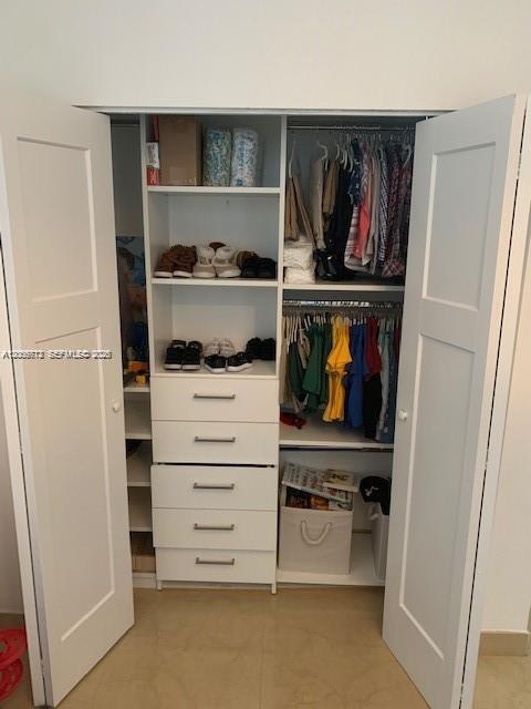 31 SE 5th St #3512, Miami FL 33131