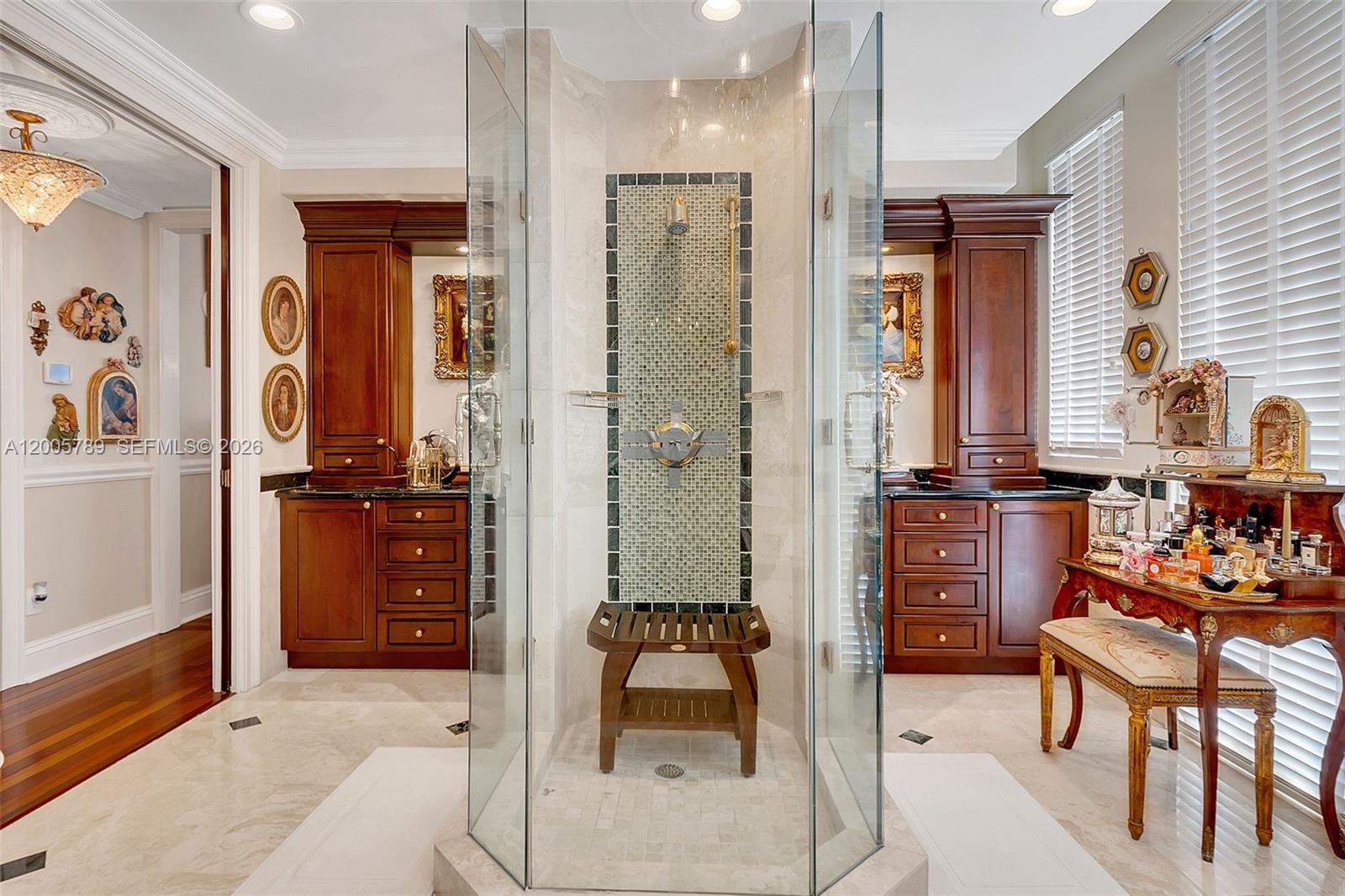 600 Coral Way #5, Coral Gables FL 33134