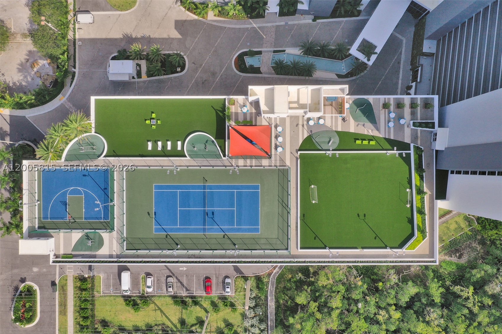 16385 Biscayne Blvd #1601+2 Parkings, North Miami Beach FL 33160