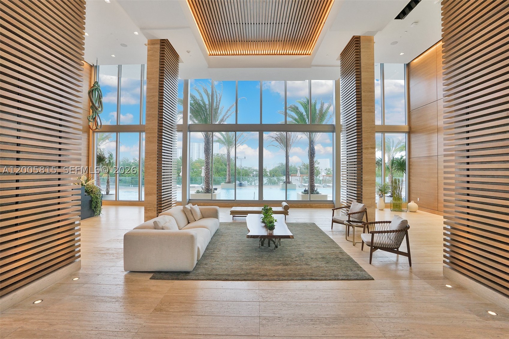 16385 Biscayne Blvd #1601+2 Parkings, North Miami Beach FL 33160