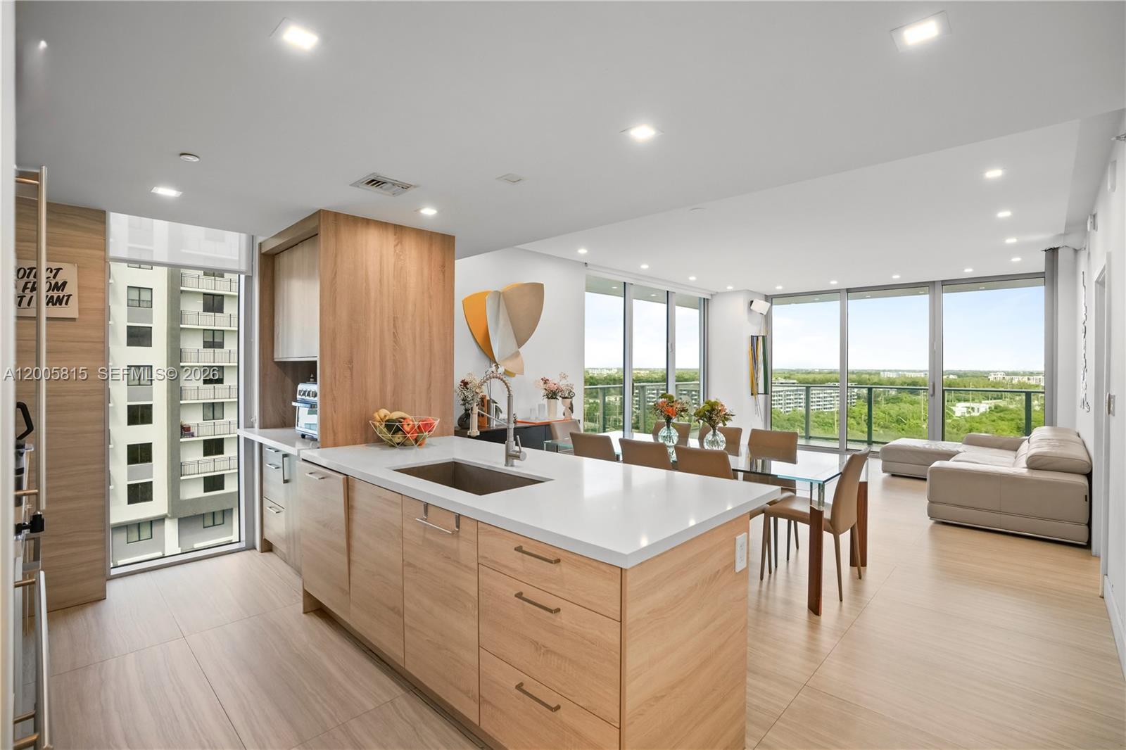 16385 NE Biscayne Blvd #1601+2 Parkings, North Miami Beach FL 33160