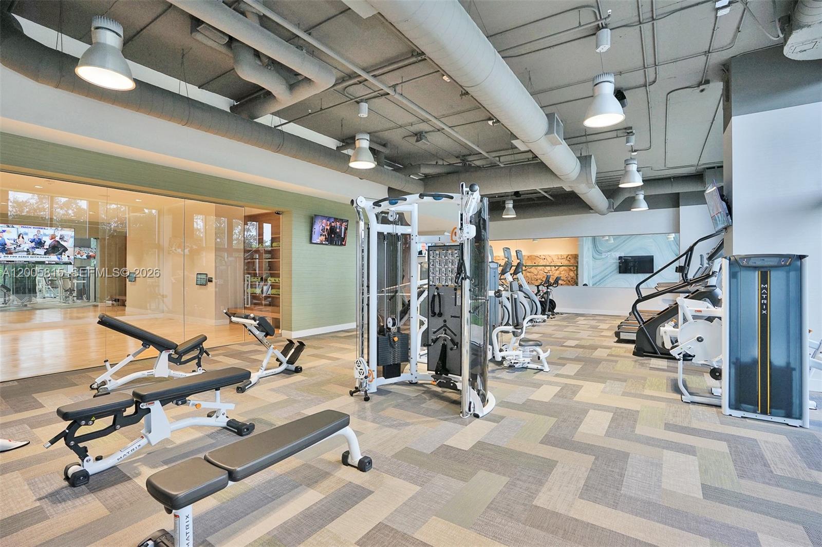 16385 NE Biscayne Blvd #1601+2 Parkings, North Miami Beach FL 33160