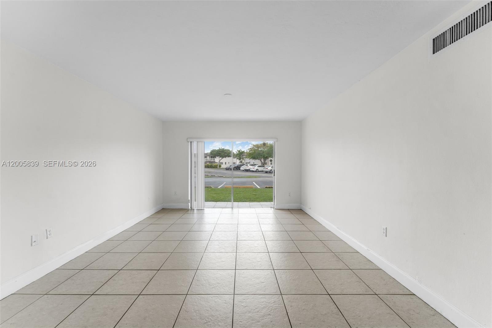7560 SW 82nd St #G112, Miami FL 33143