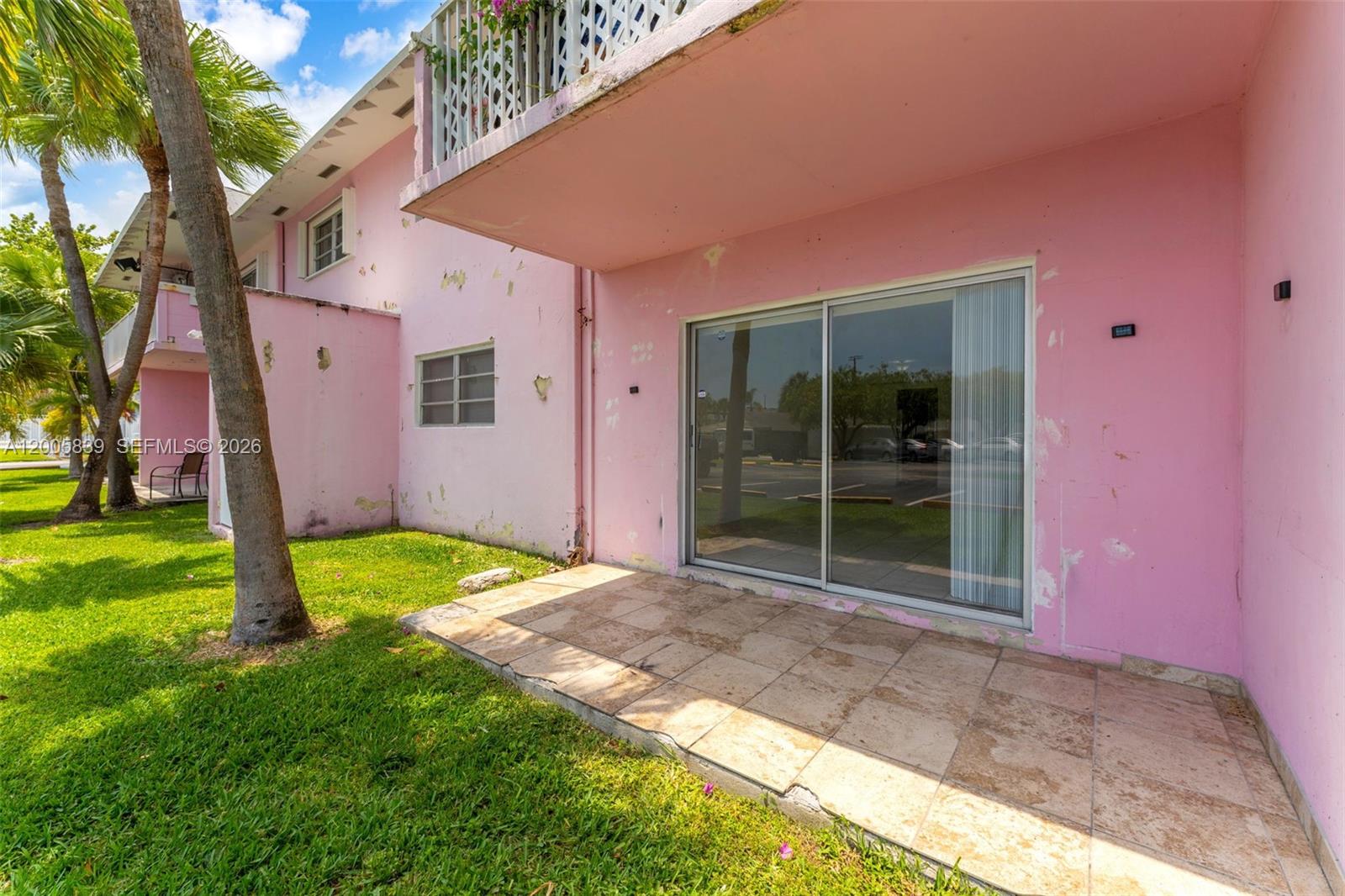 7560 SW 82nd St #G112, Miami FL 33143