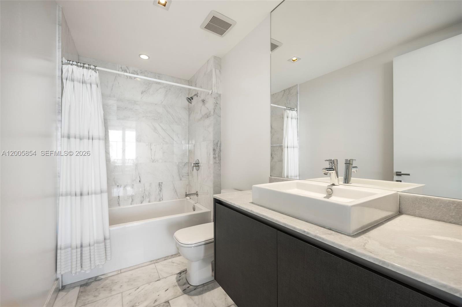 1451 Brickell Ave #4002, Miami FL 33131