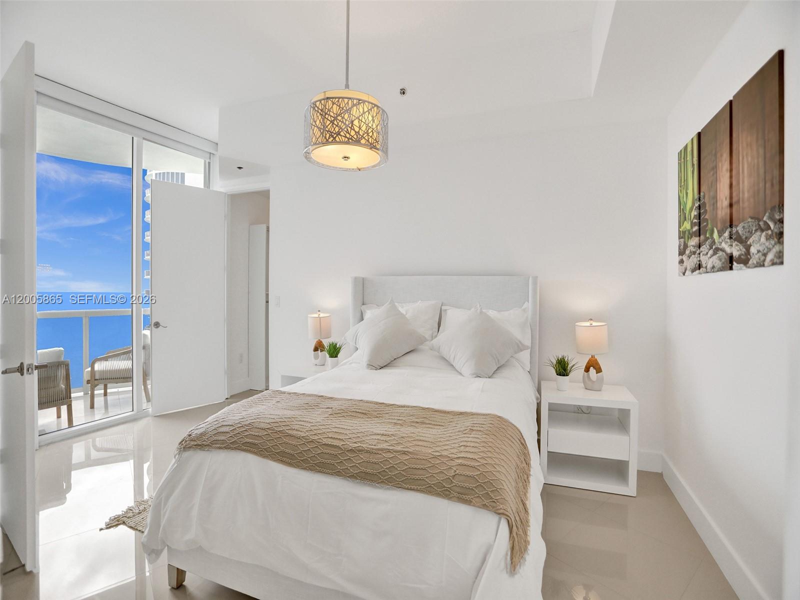 15901 Collins Ave #2807, Sunny Isles Beach FL 33160