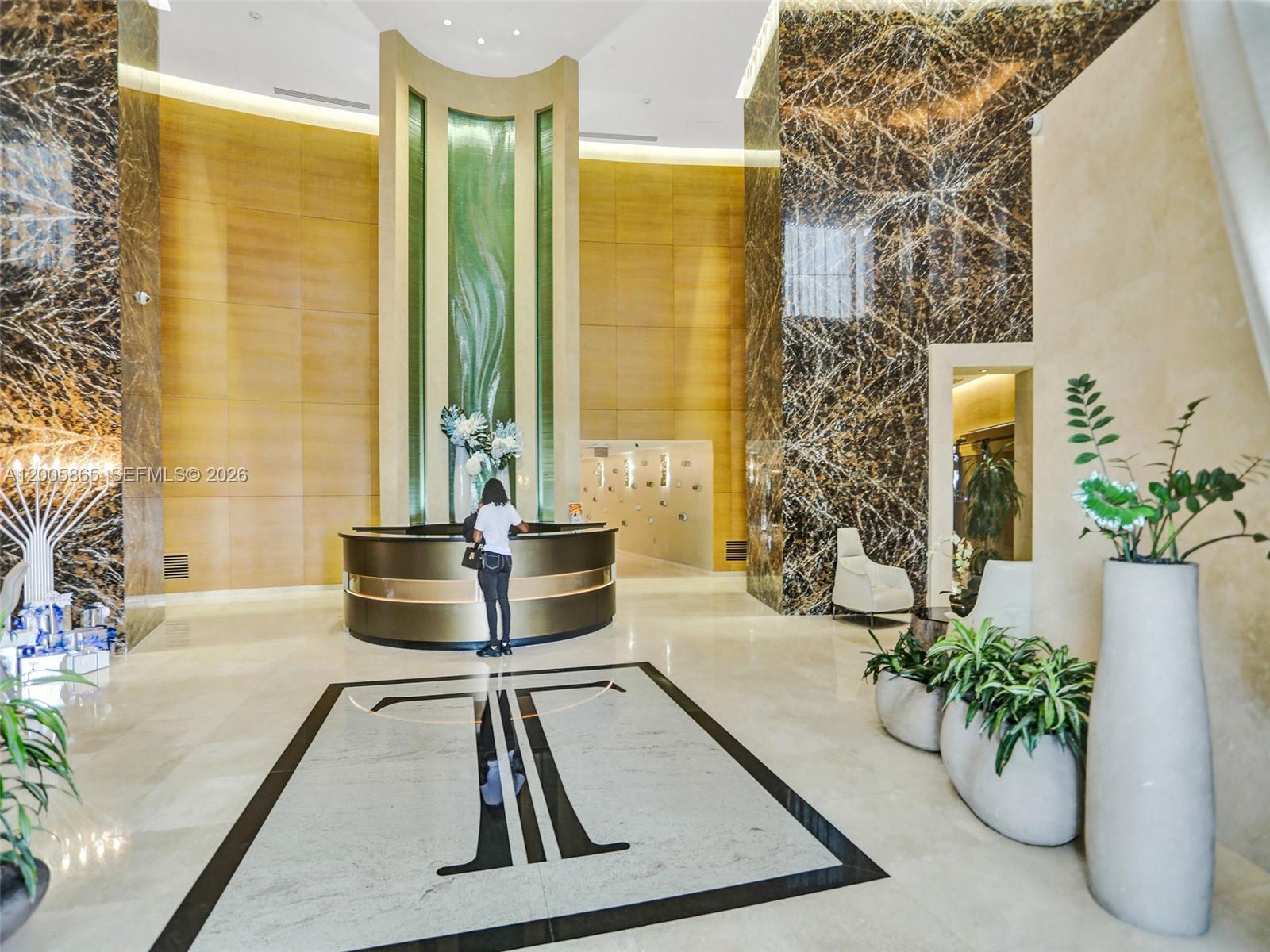 15901 Collins Ave #2807, Sunny Isles Beach FL 33160
