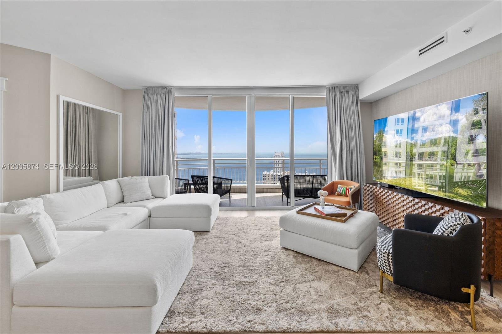 848 Brickell Key Dr #3403, Miami FL 33131