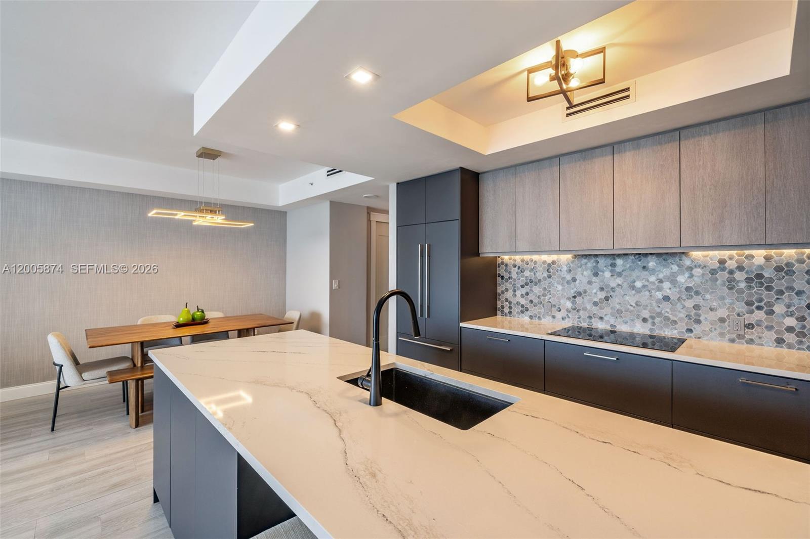 848 Brickell Key Dr #3403, Miami FL 33131