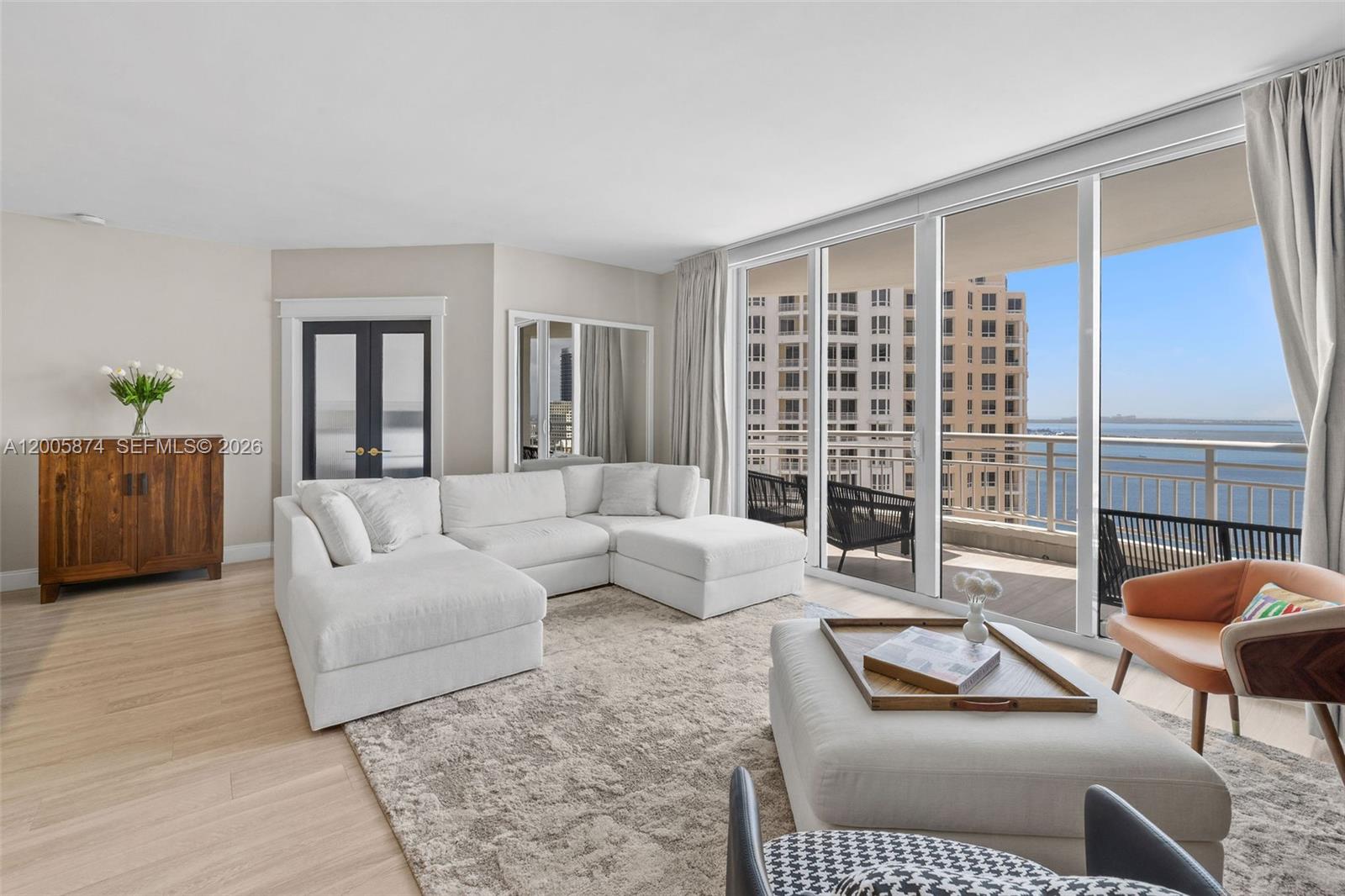 848 Brickell Key Dr #3403, Miami FL 33131