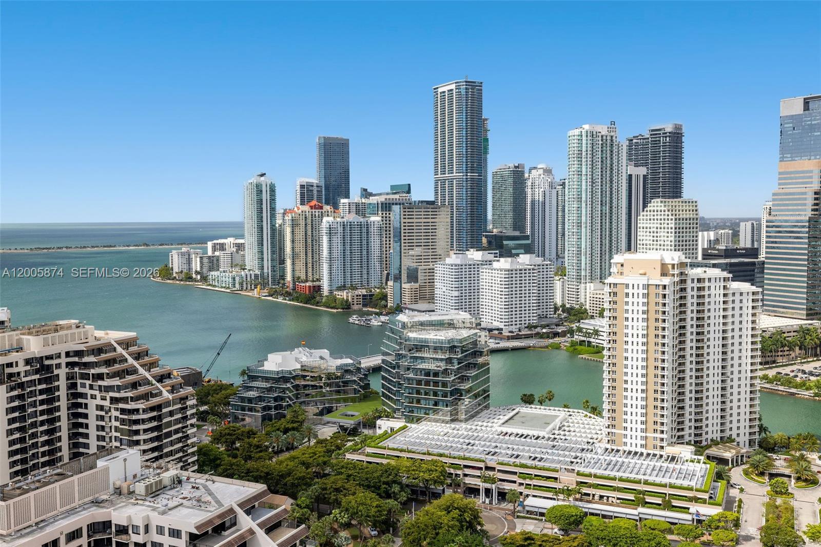 848 Brickell Key Dr #3403, Miami FL 33131