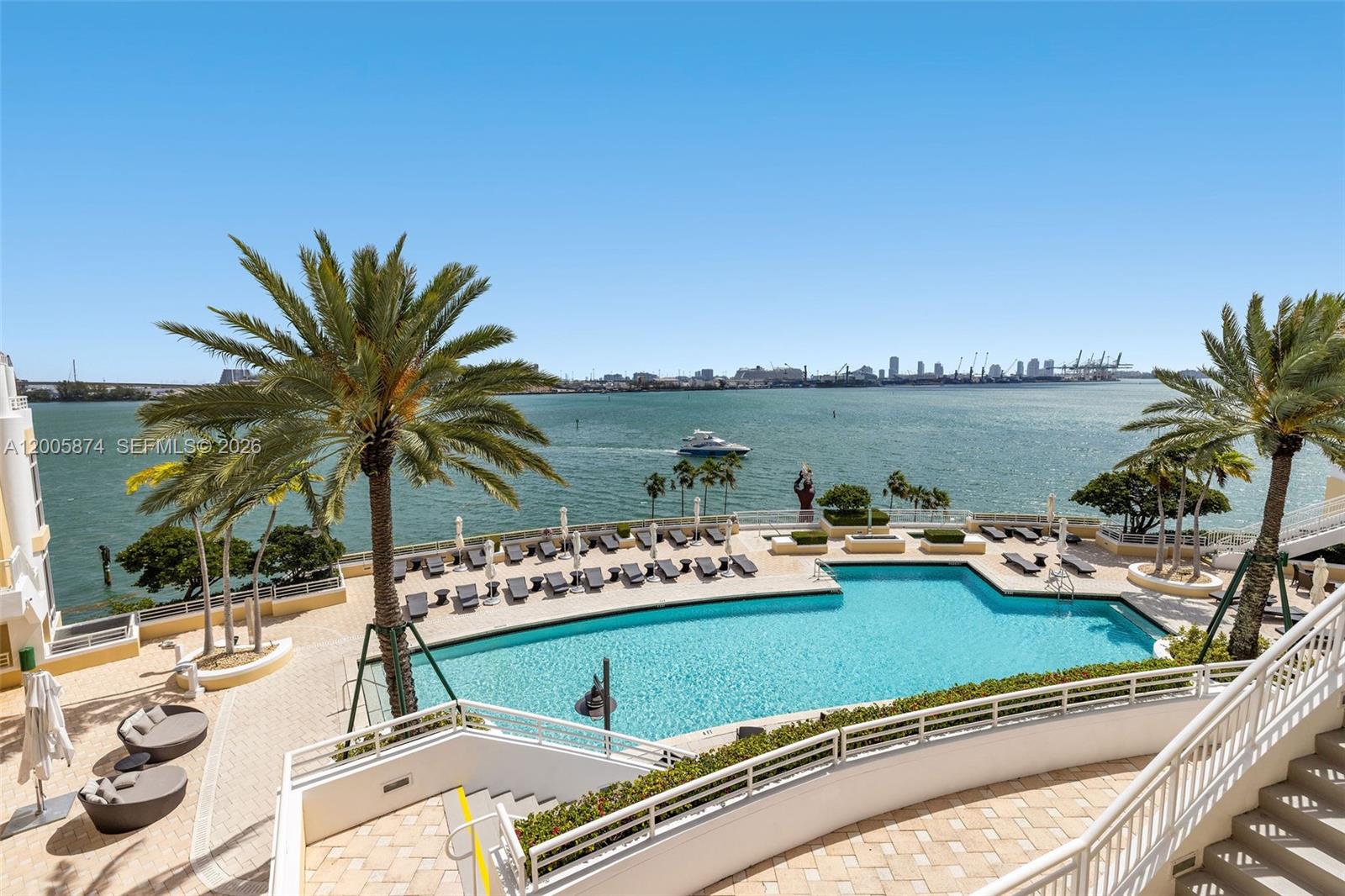 848 Brickell Key Dr #3403, Miami FL 33131