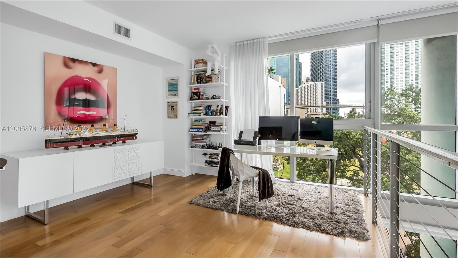 90 SW 3rd St #TH 308, Miami FL 33130