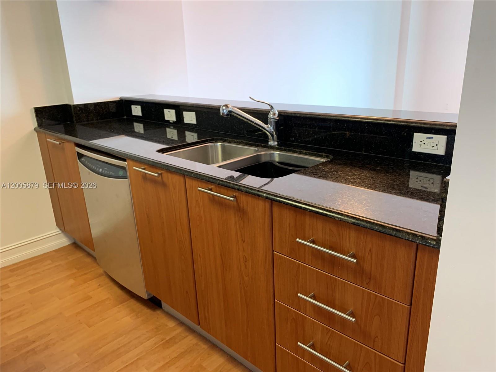 1800 N Bayshore Dr #1506, Miami FL 33132