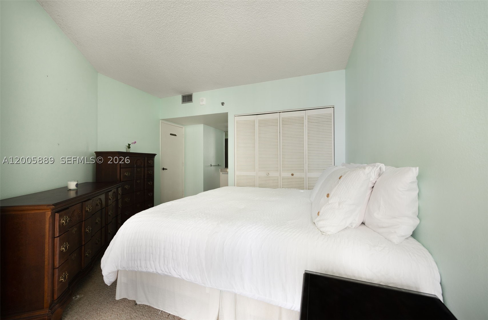 520 Brickell Key Dr #A1001, Miami FL 33131