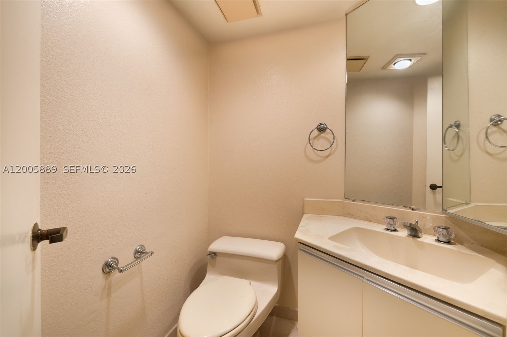520 Brickell Key Dr #A1001, Miami FL 33131
