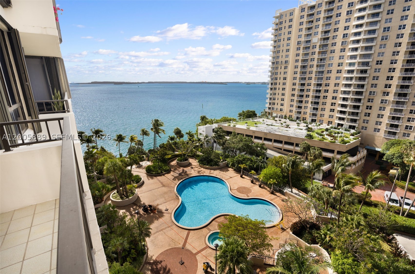520 Brickell Key Dr #A1001, Miami FL 33131