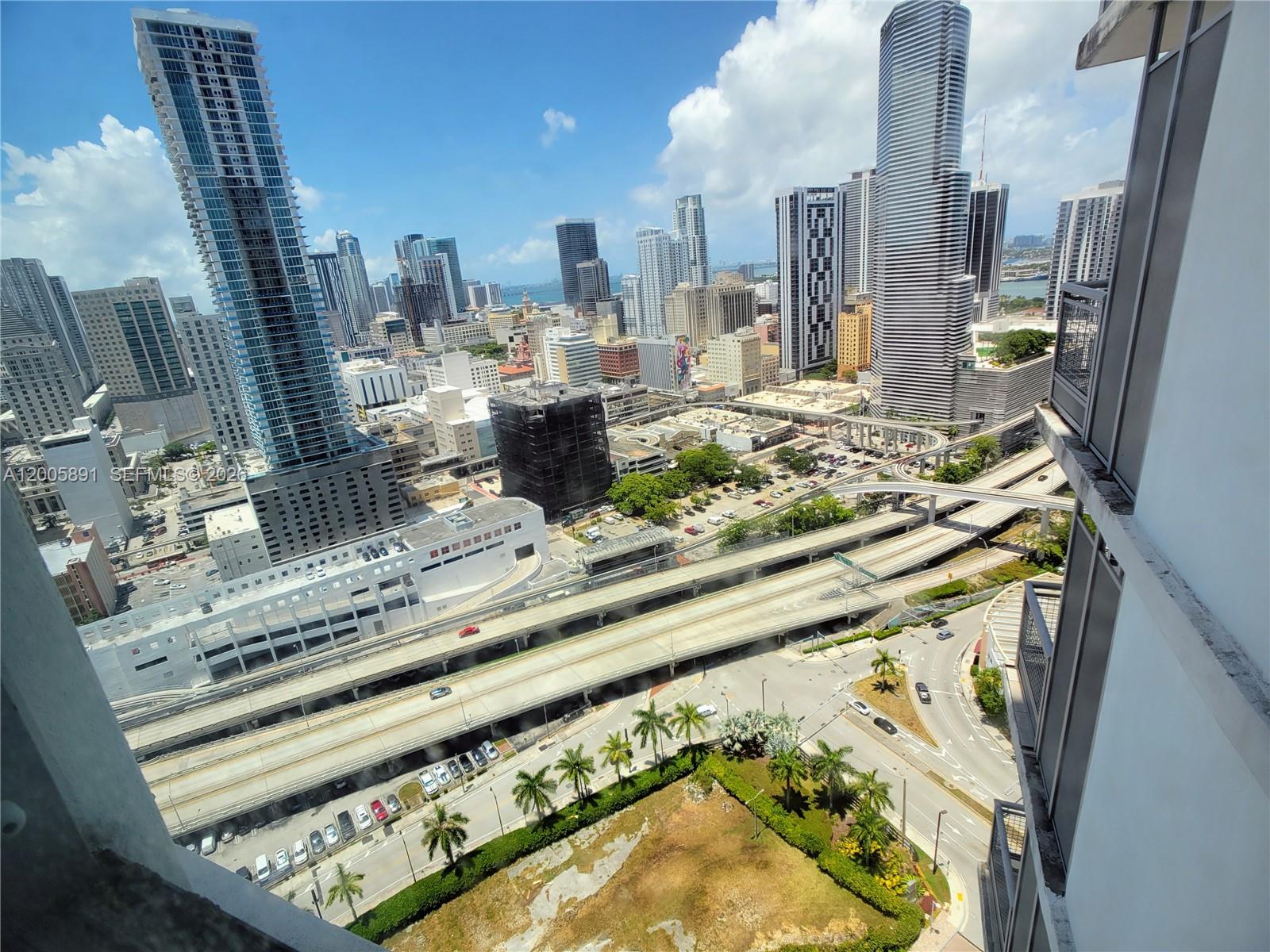 350 S Miami Ave #3111, Miami FL 33130
