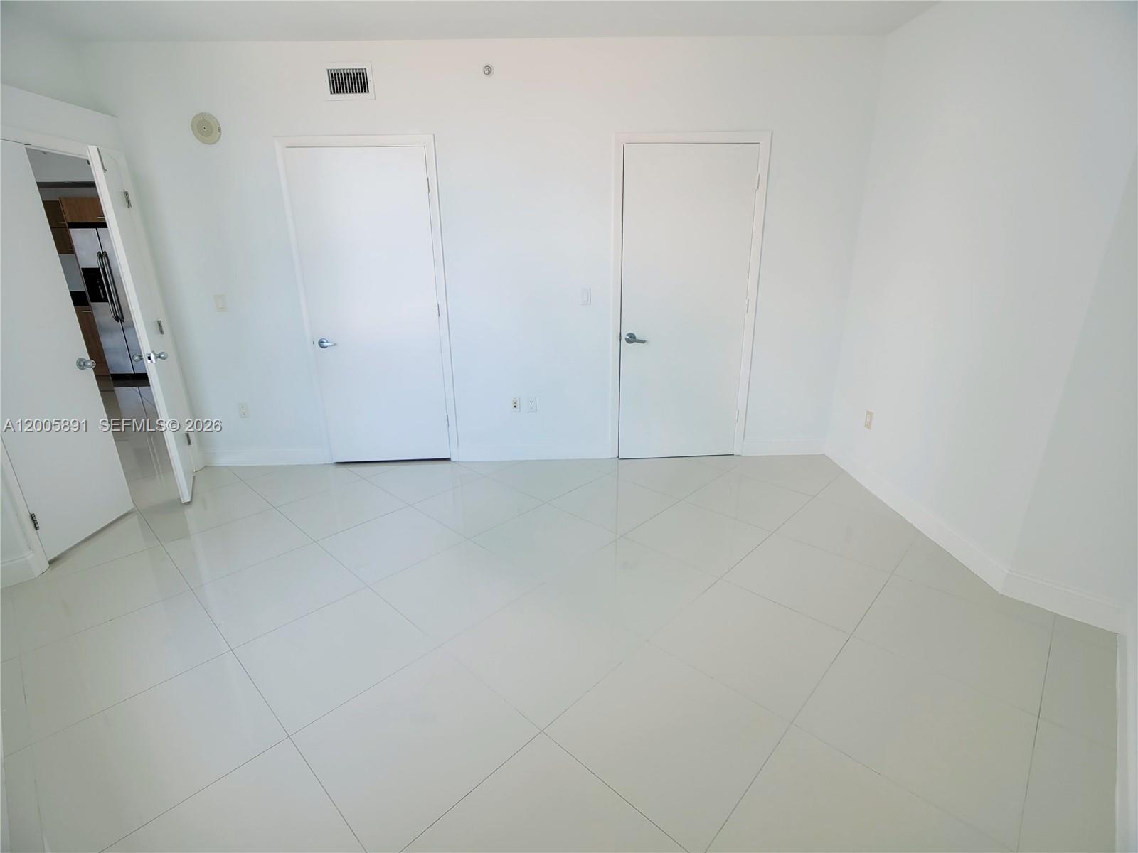 350 S Miami Ave #3111, Miami FL 33130