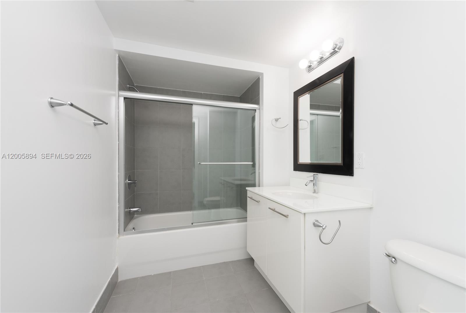 92 SW 3rd St #4612, Miami FL 33130