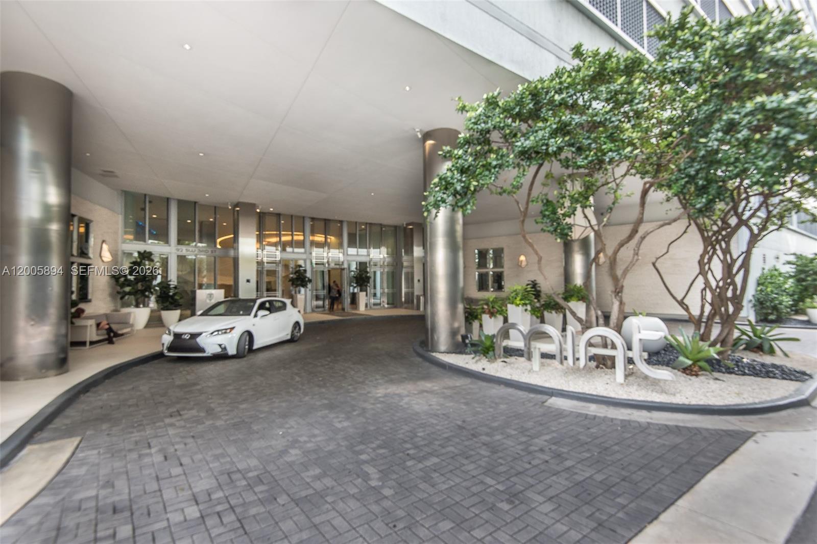 92 SW 3rd St #4612, Miami FL 33130