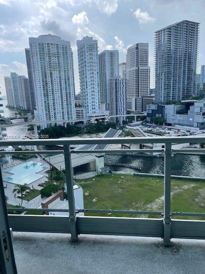 Miami FL 33130 - A12005904