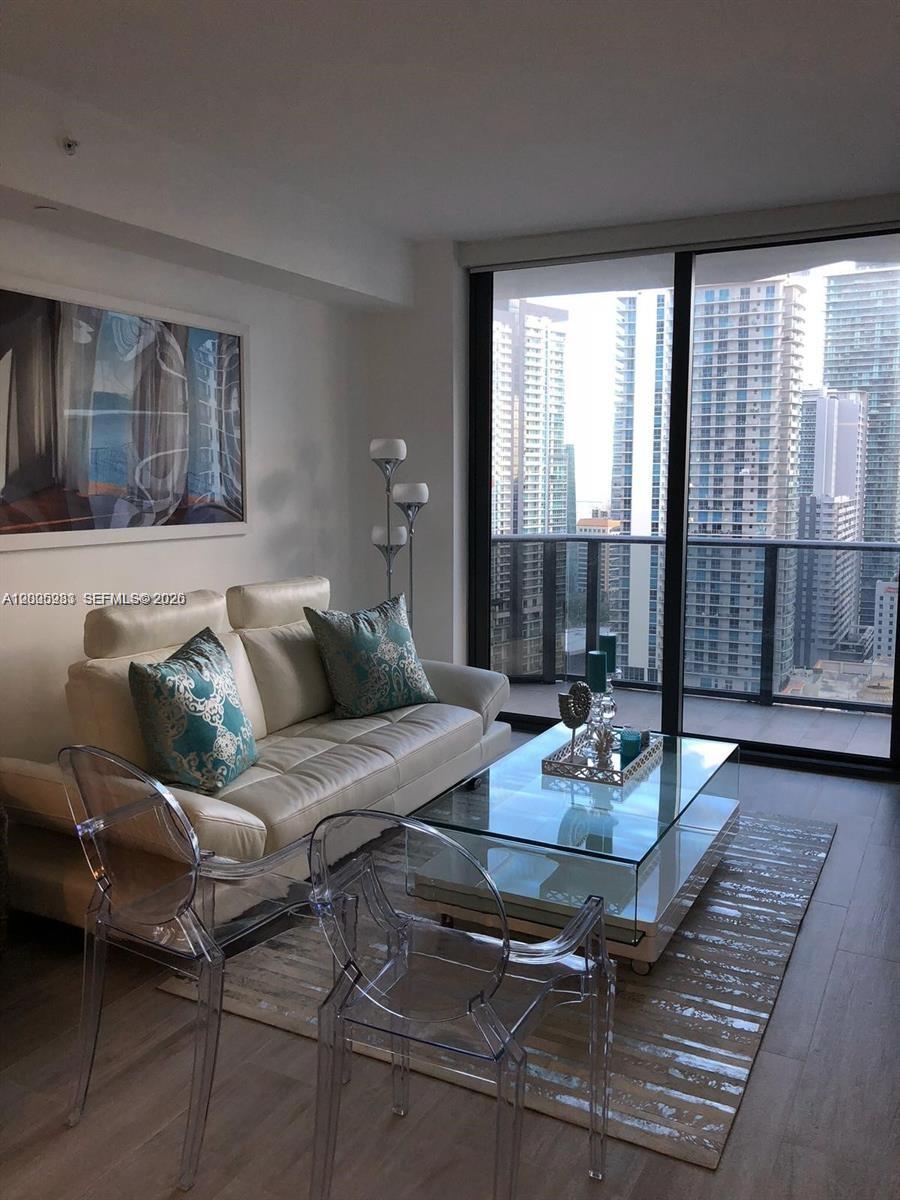 55 SW 9th St #2604, Miami FL 33130