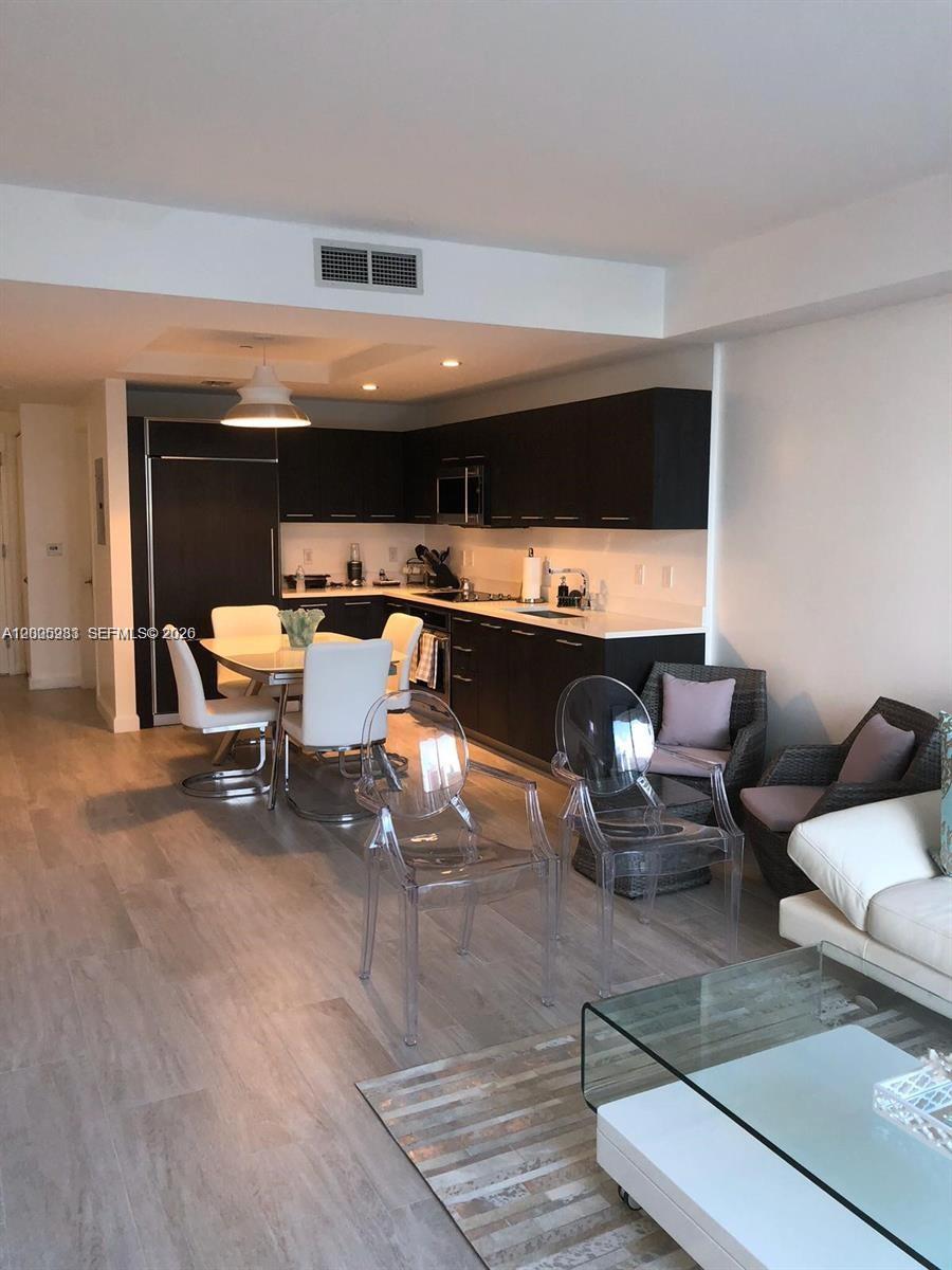 55 SW 9th St #2604, Miami FL 33130