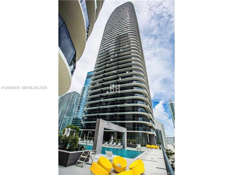 55 SW 9th St #3610, Miami FL 33130