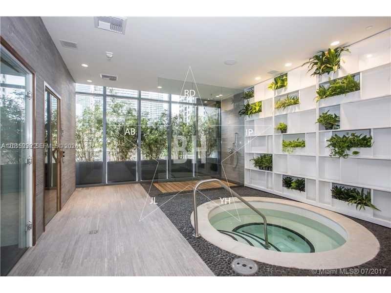 55 SW 9th St #3610, Miami FL 33130