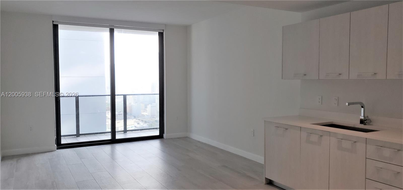 55 SW 9th St #3610, Miami FL 33130
