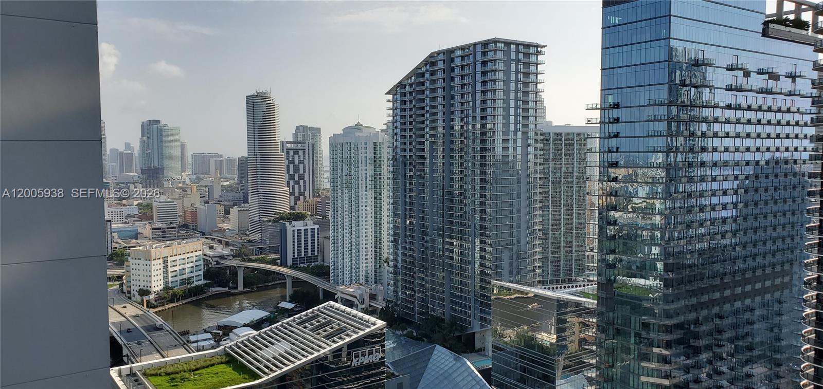 55 SW 9th St #3610, Miami FL 33130