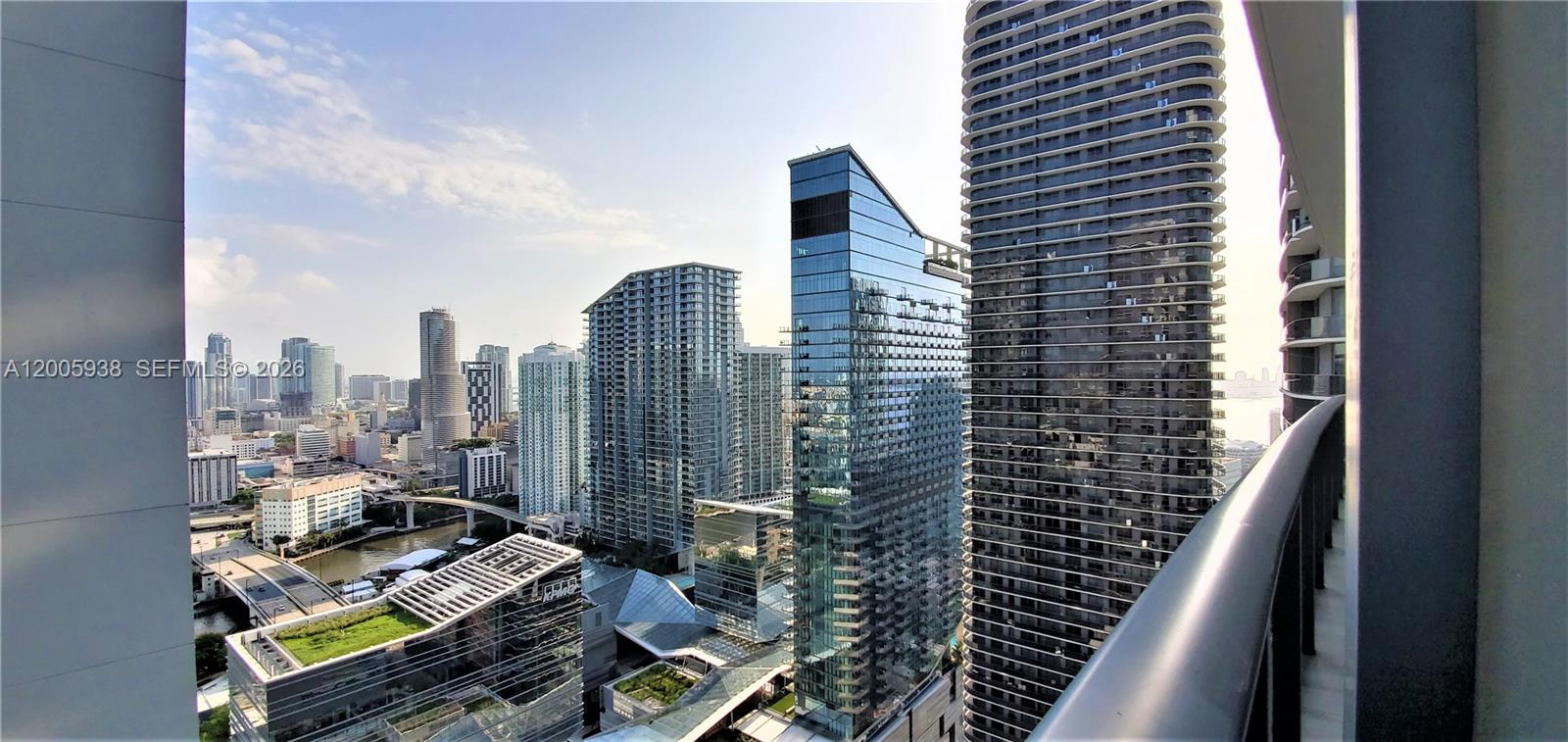 55 SW 9th St #3610, Miami FL 33130