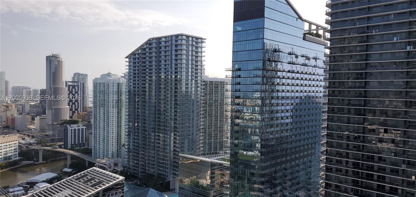 55 SW 9th St #3610, Miami FL 33130