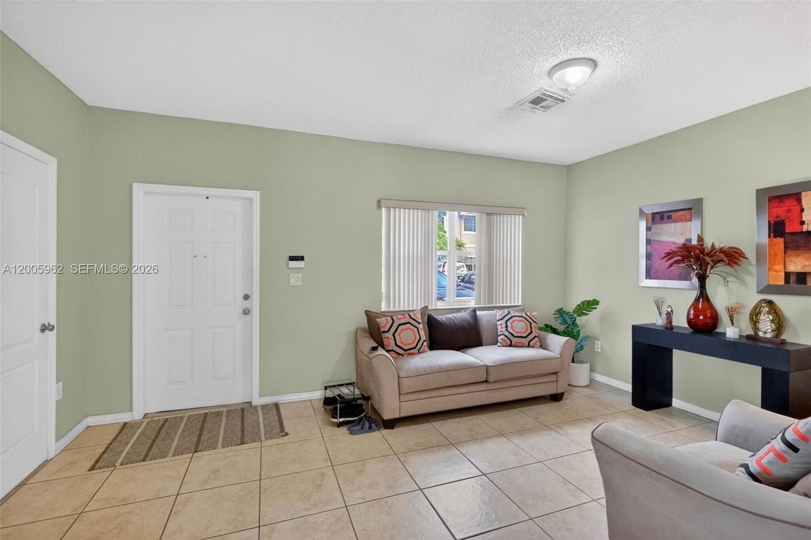 16624 NW 73rd Ct #16624, Miami Lakes FL 33014