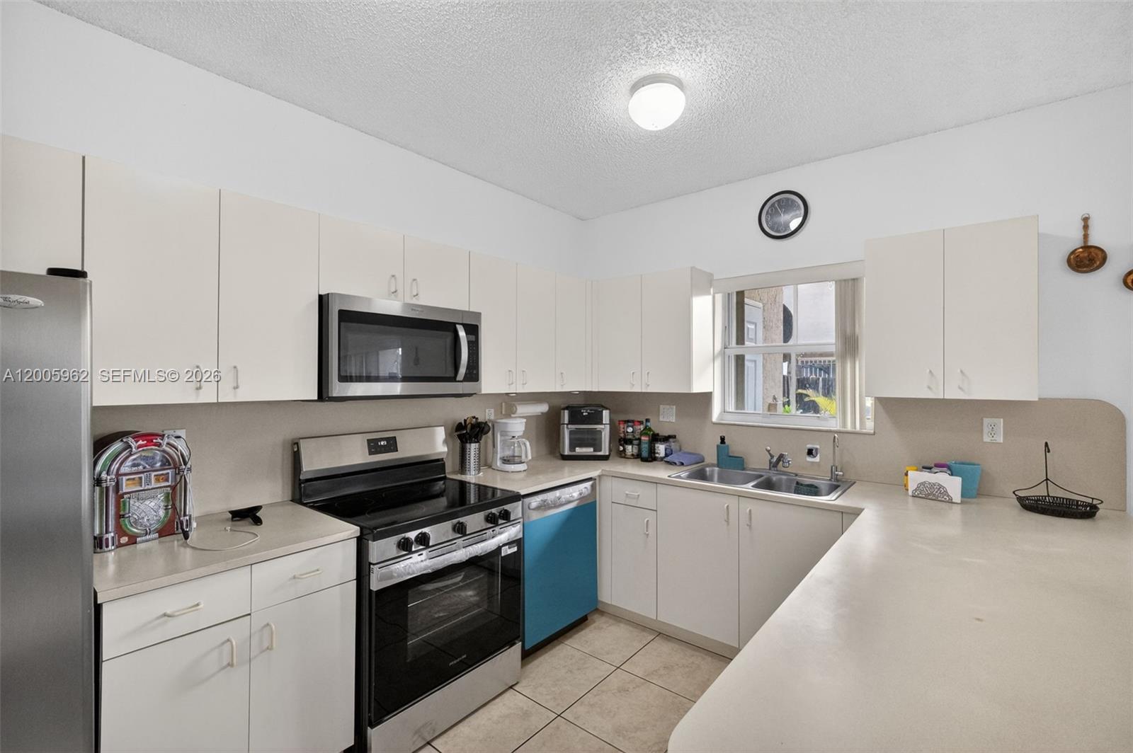 16624 NW 73rd Ct #16624, Miami Lakes FL 33014