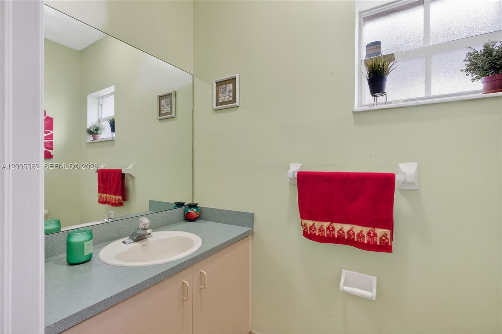 16624 NW 73rd Ct #16624, Miami Lakes FL 33014