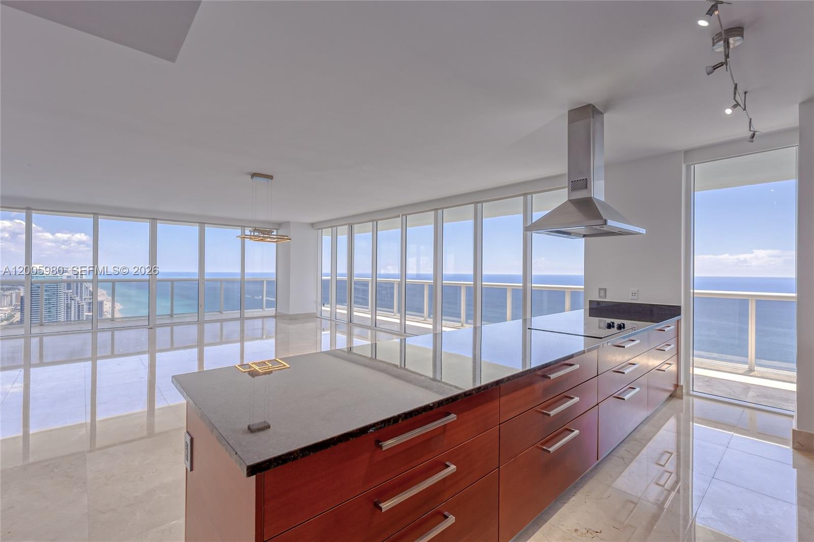 1830 S Ocean Dr #4601, Hallandale Beach FL 33009