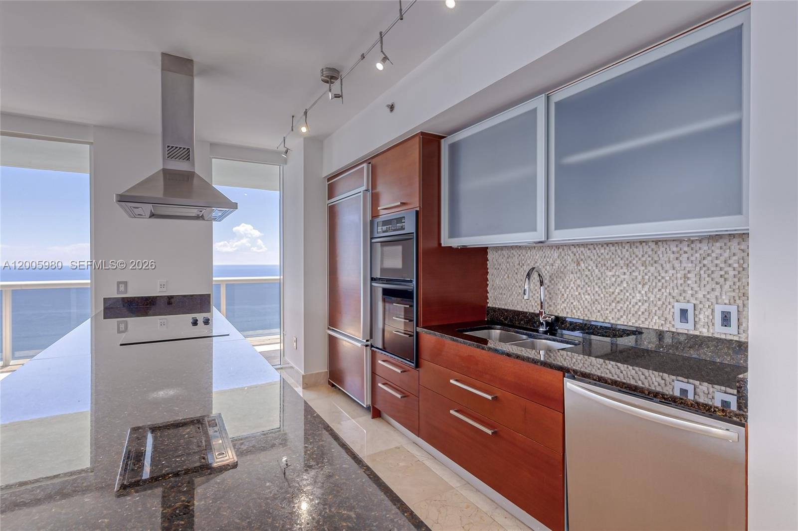 1830 S Ocean Dr #4601, Hallandale Beach FL 33009