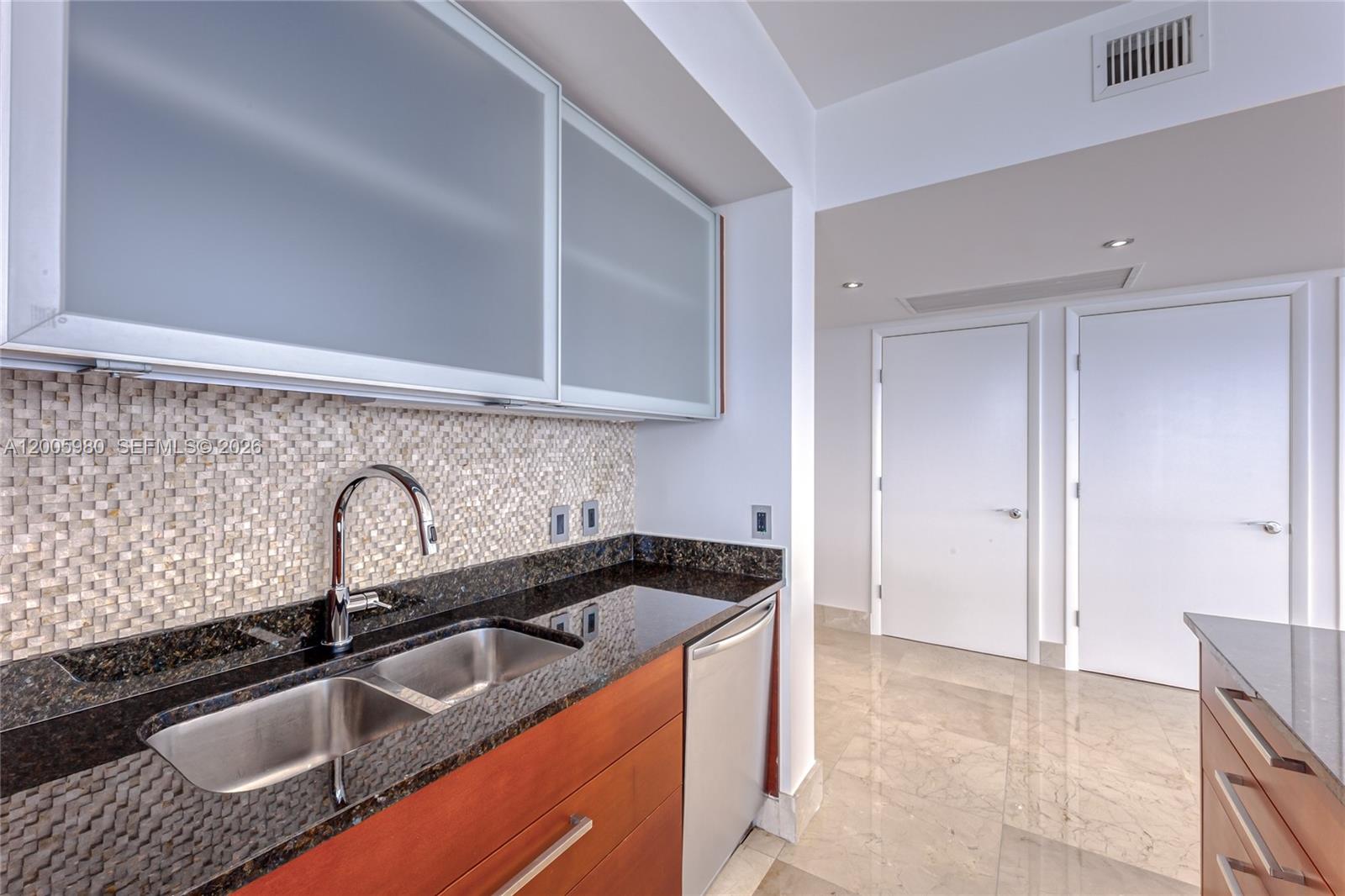 1830 S Ocean Dr #4601, Hallandale Beach FL 33009
