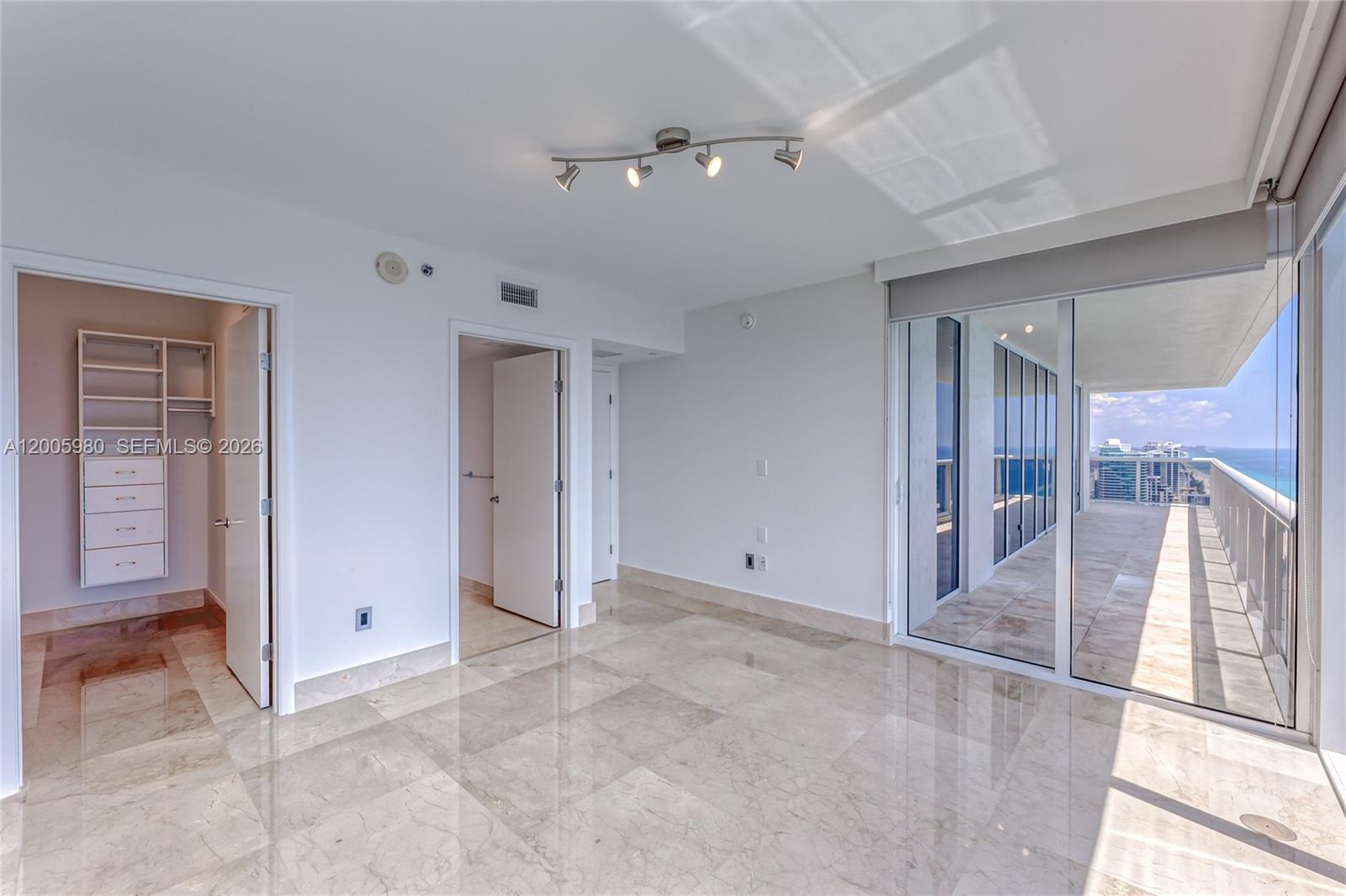 1830 S Ocean Dr #4601, Hallandale Beach FL 33009