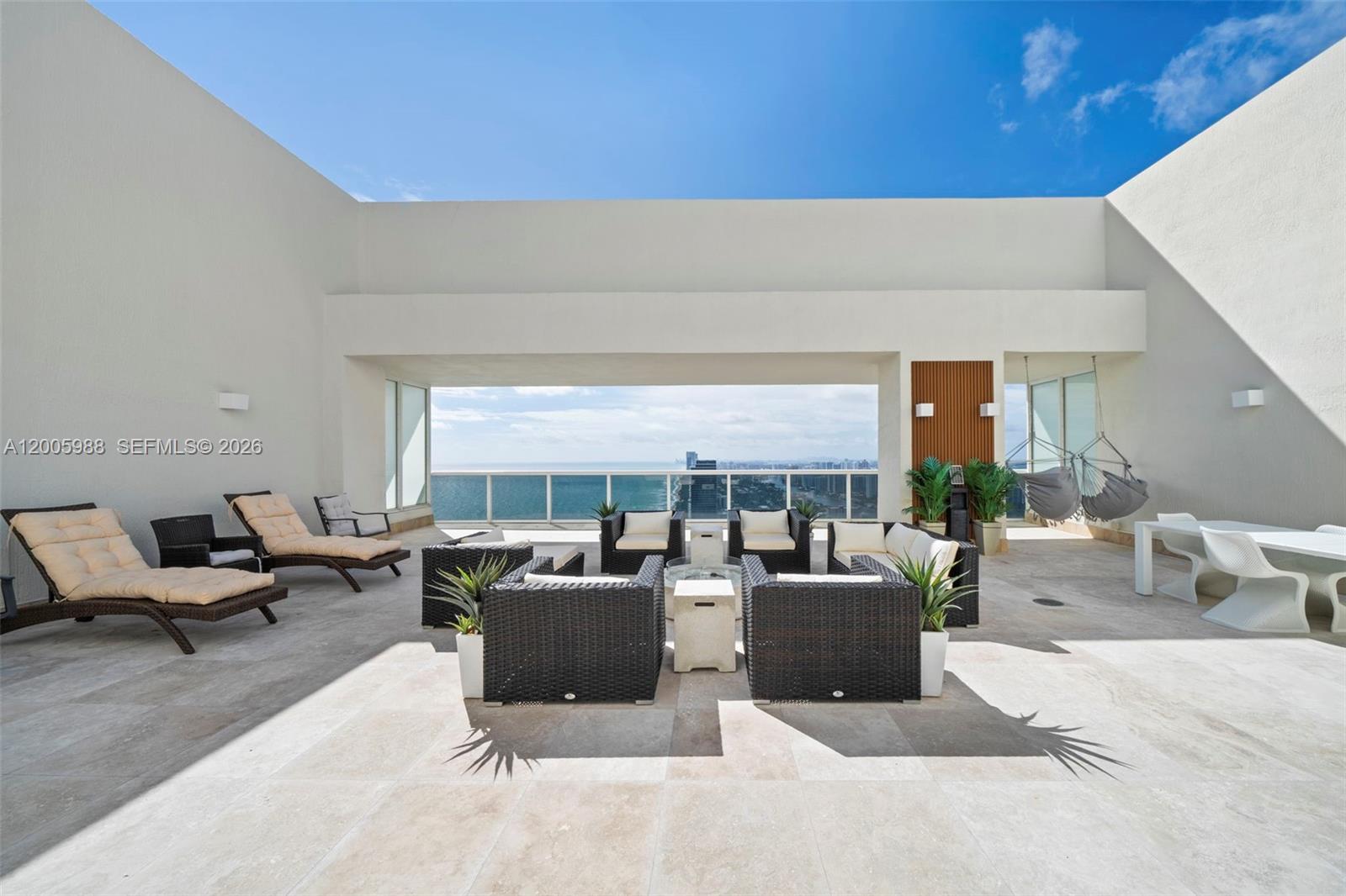1830 S Ocean Dr #5103, Hallandale Beach FL 33009