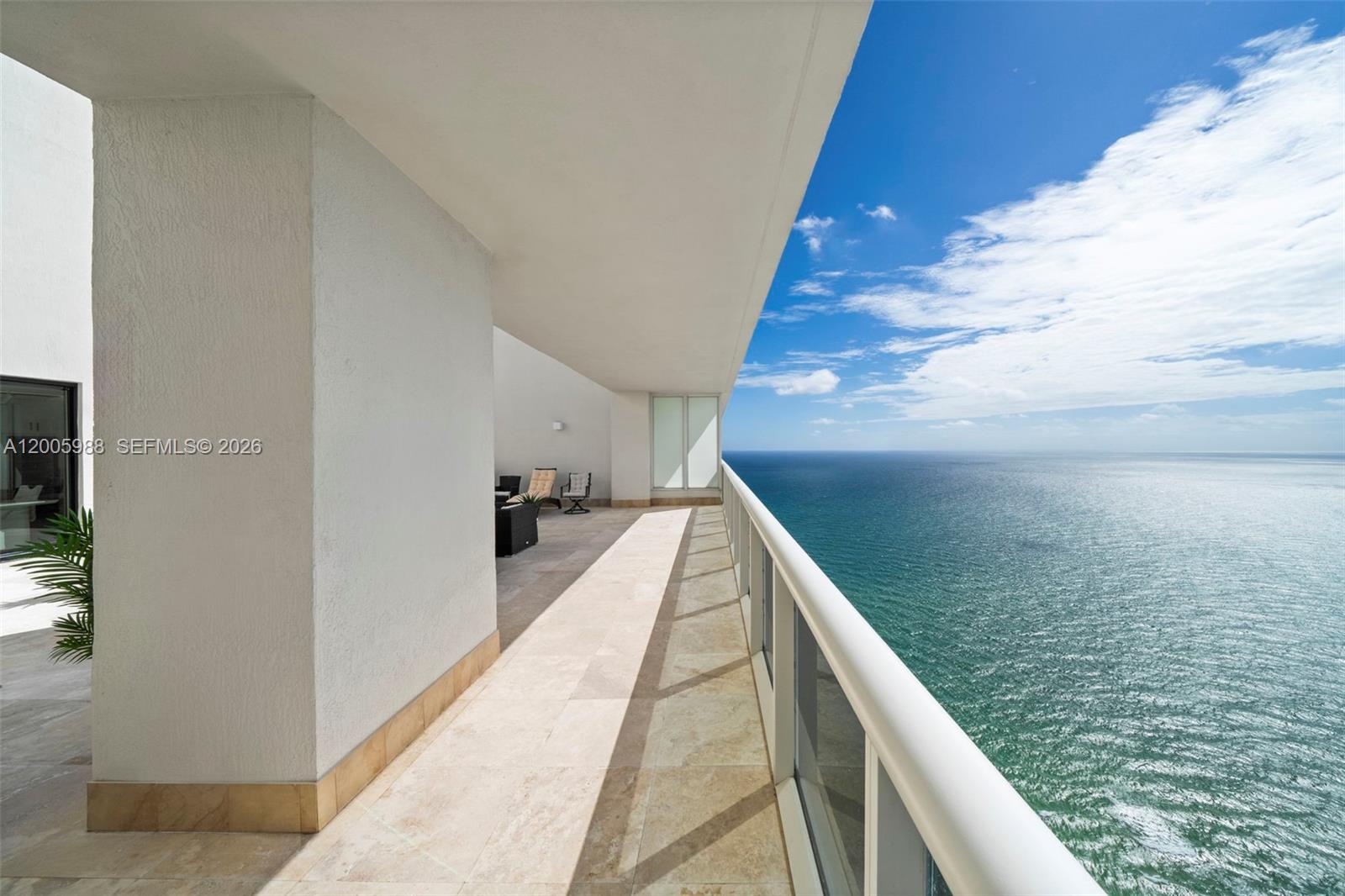 1830 S Ocean Dr #5103, Hallandale Beach FL 33009